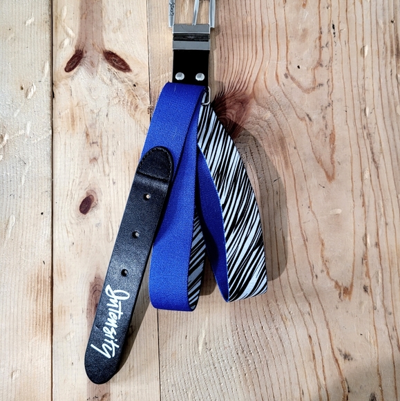 Intensity Reversible Adjustable Baseball Belt NEW Blue ONE SIZE Touch Them All - Picture 3 of 4